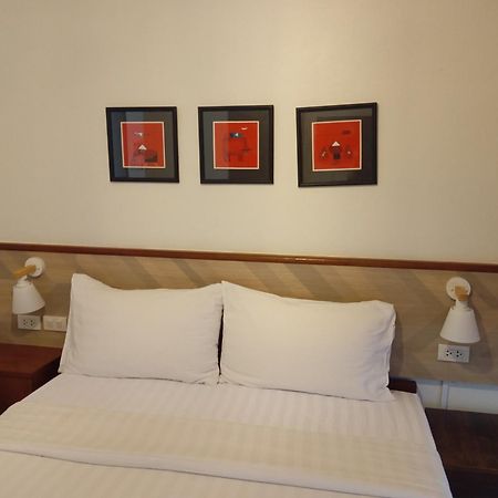Chetuphon Gate Hotel Bangkok Buitenkant foto
