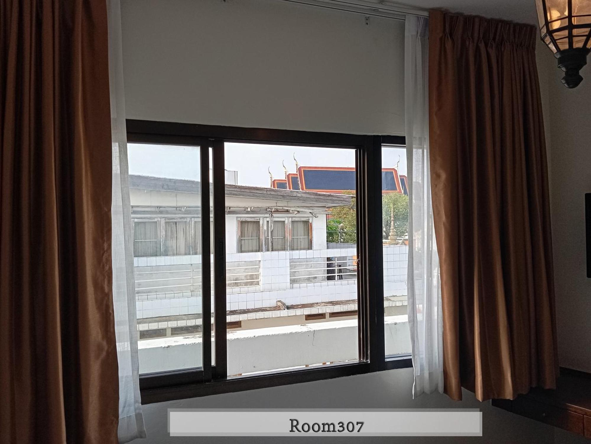 Chetuphon Gate Hotel Bangkok Buitenkant foto